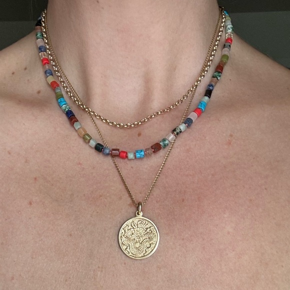 Handmade hand knotted little stone cylinder layering necklace. - Picture 8 of 8